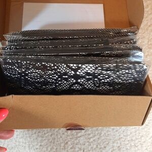 New Vero monte fishnet  pantyhose variety pack(4) black